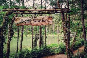 Khám phá vẻ đẹp tiềm ẩn bên trong phim trường Secret Garden Đà Lạt