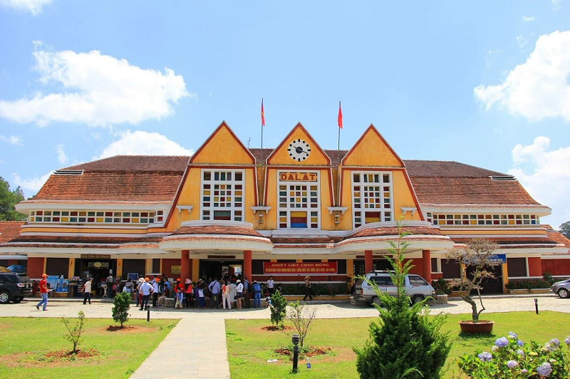 Nhà Ga Đà Lạt