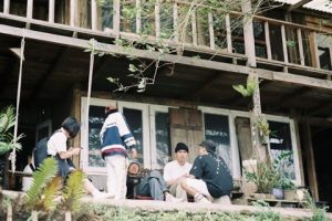 Tìm về chốn bình yên – Quán Đương