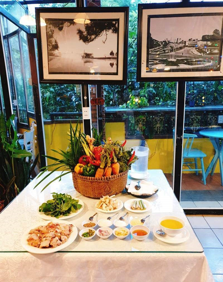 Nhà hàng sang trọng