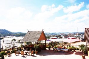 Ăn ngon tại Bon Langbiang Village – Hương vị say đắm thực khách
