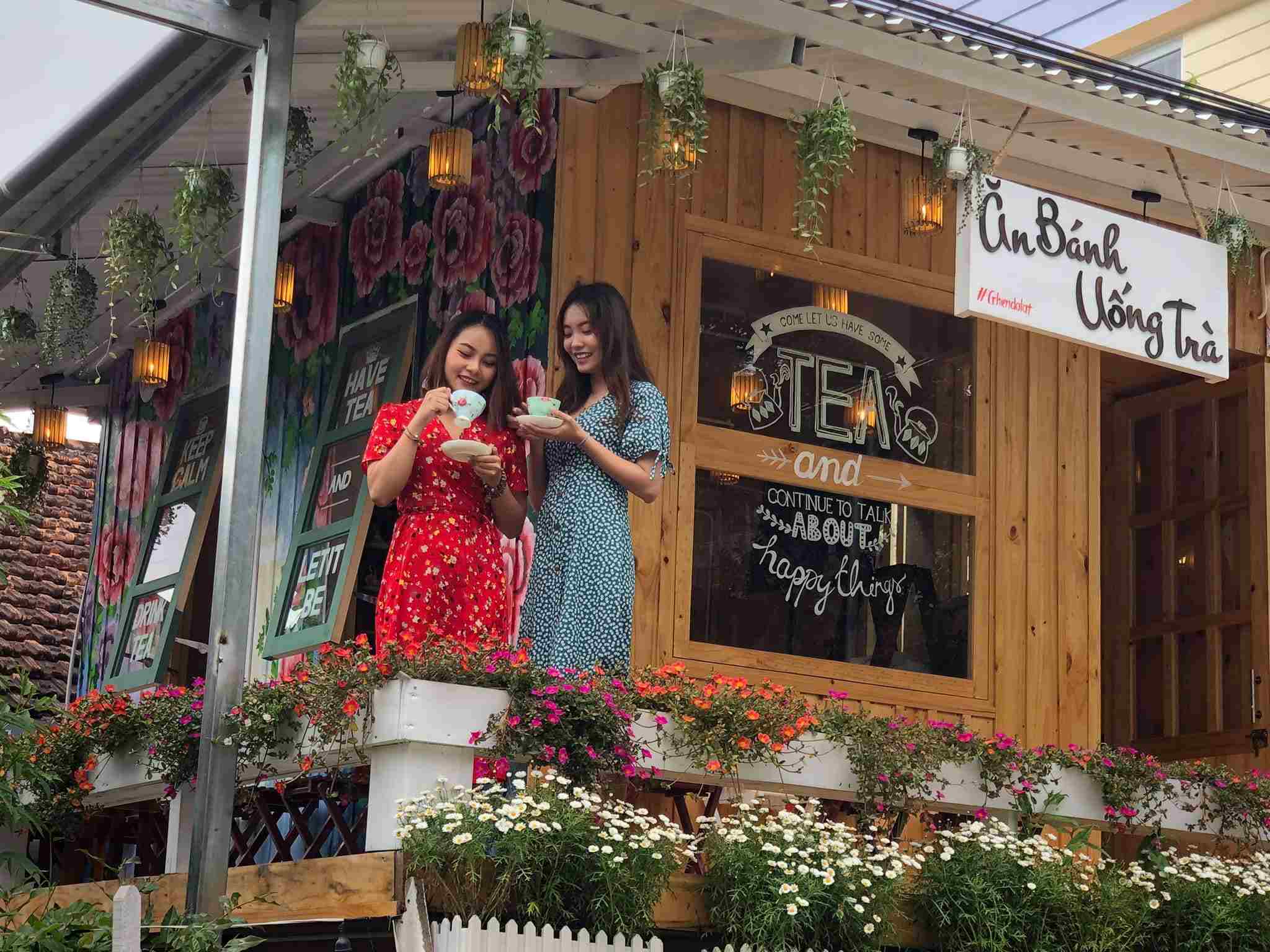 Tiệm cafe có đồ uống ngon lành Tiệm cafe có đồ uống ngon lành