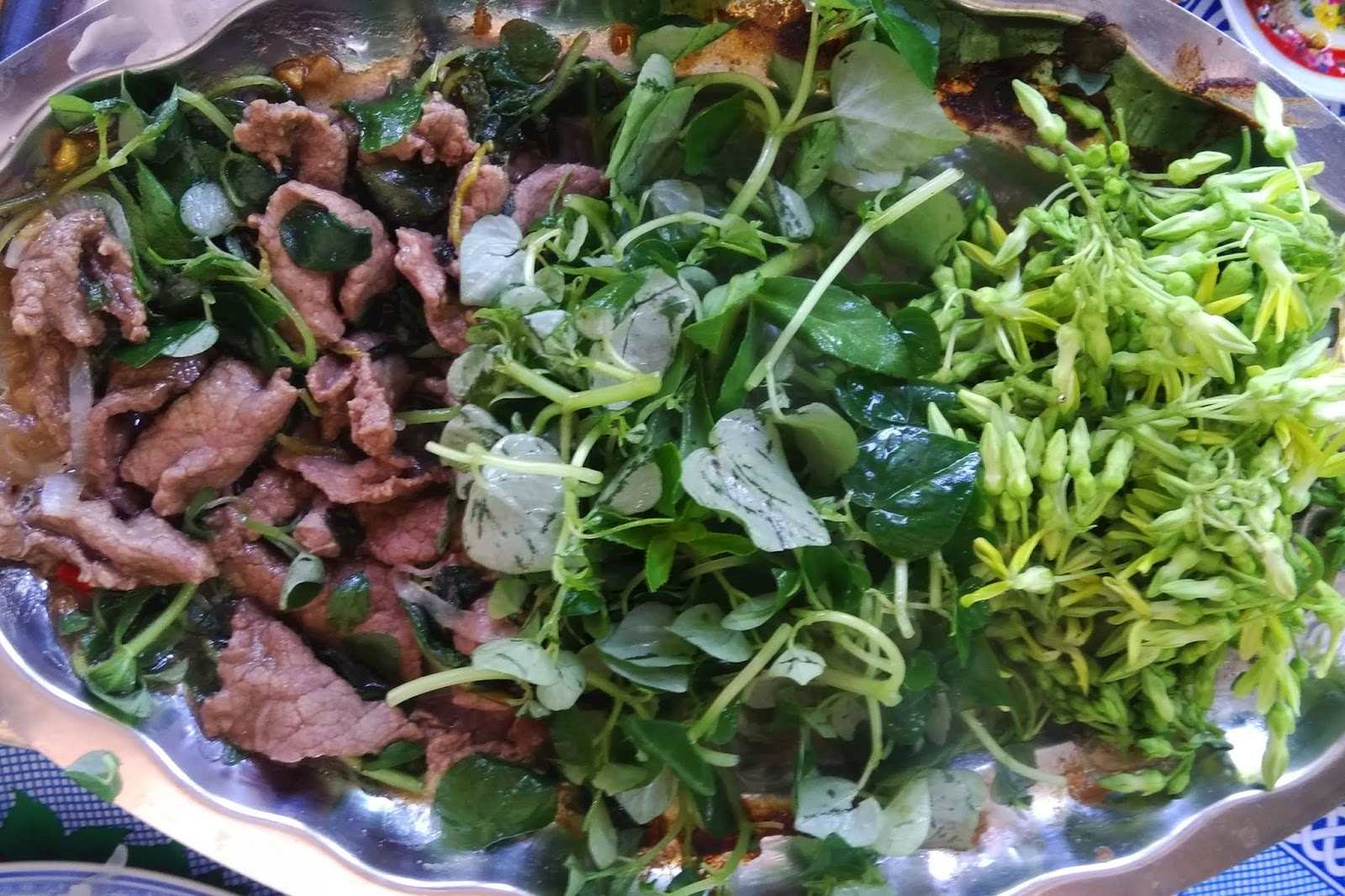 Bè né hoa thiên lý