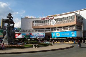 Tới Đà Lạt Mua Sắm ở đâu?