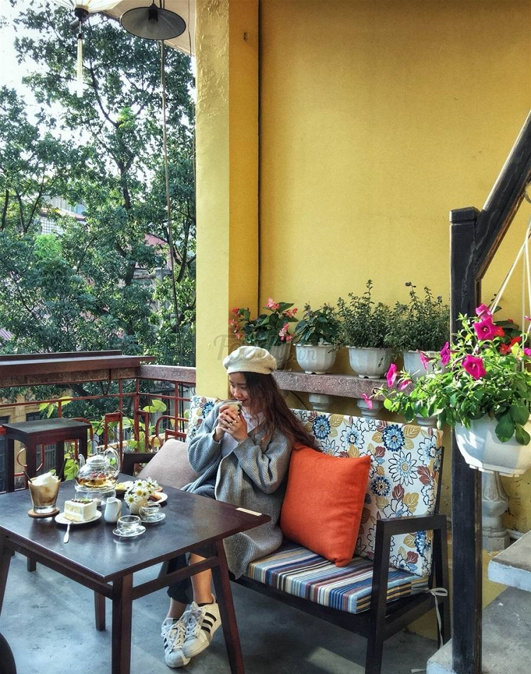 Góc ngồi thưởng trà cực chill Góc ngồi thưởng trà cực chill