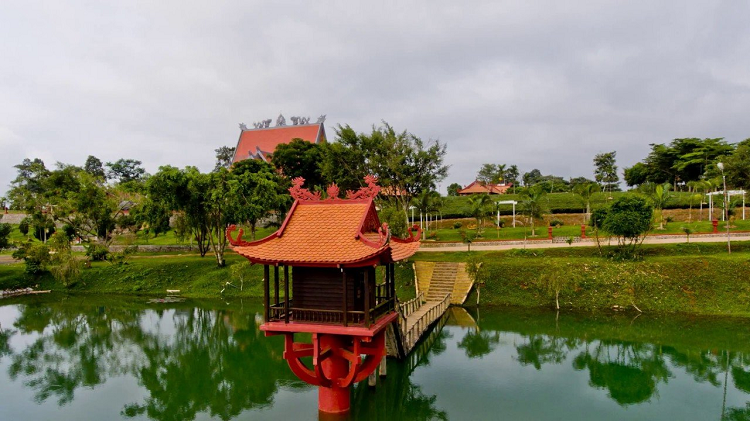 Chùa Di Đà bình yên