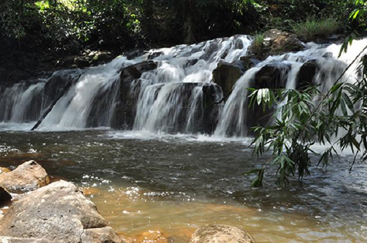 Tháp Tam Hợp Tháp Tam Hợp