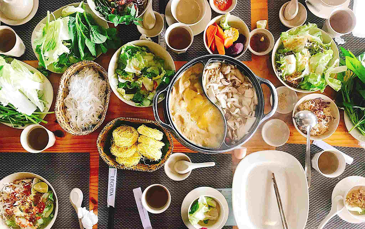 Lẩu ở Tiệm Nhà Táo