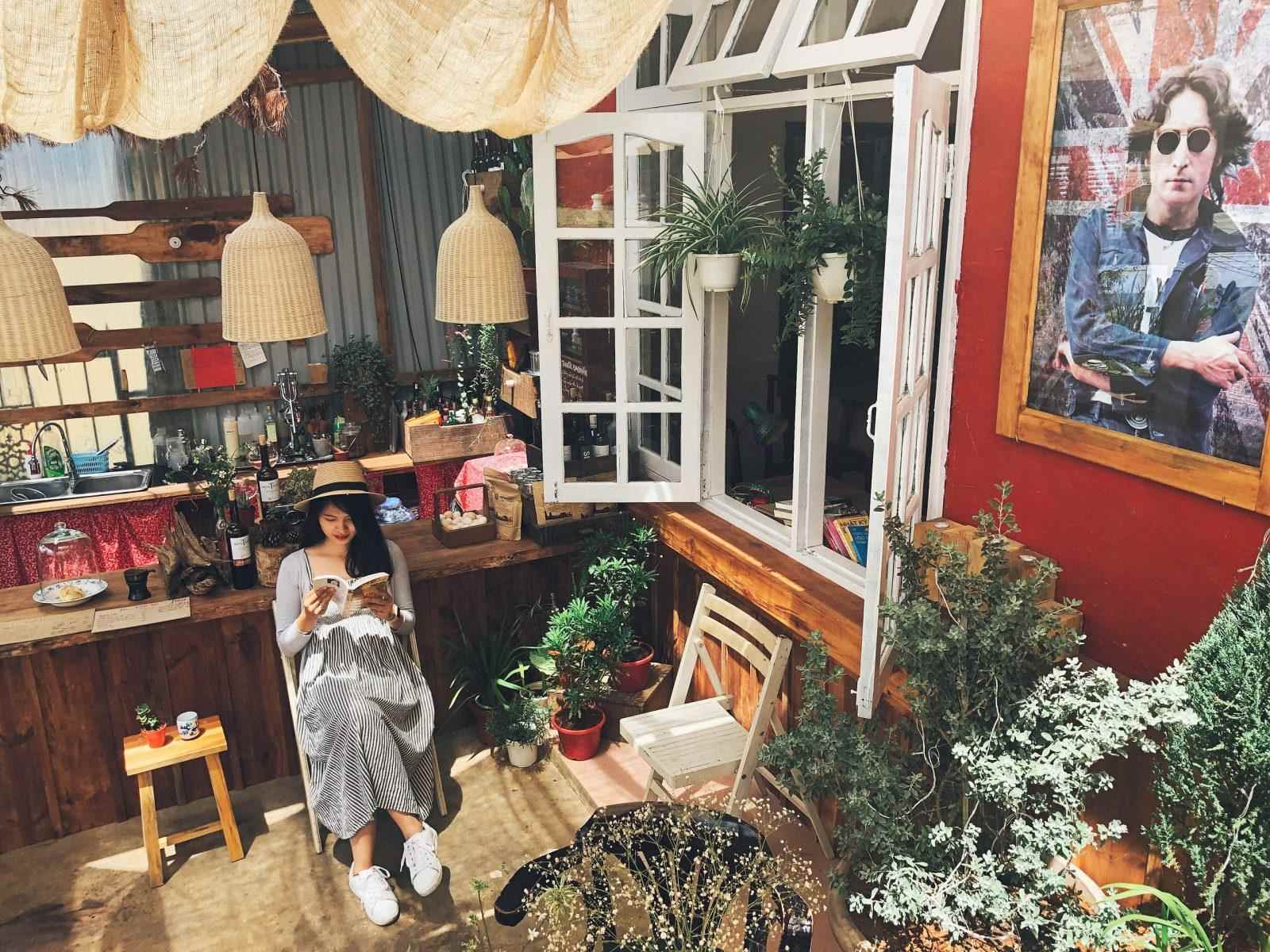Tiệm Táo Đỏ Đà Lạt