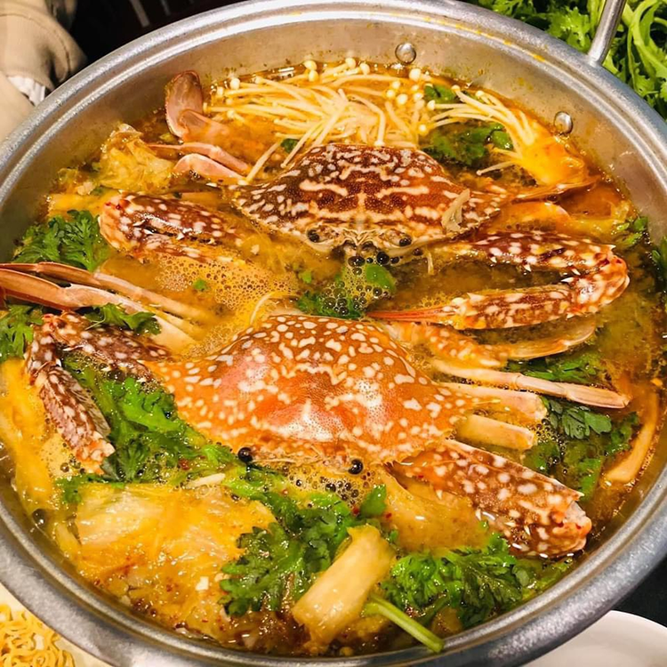 Lẩu ghẹ kim chi Bùi Thị Xuân