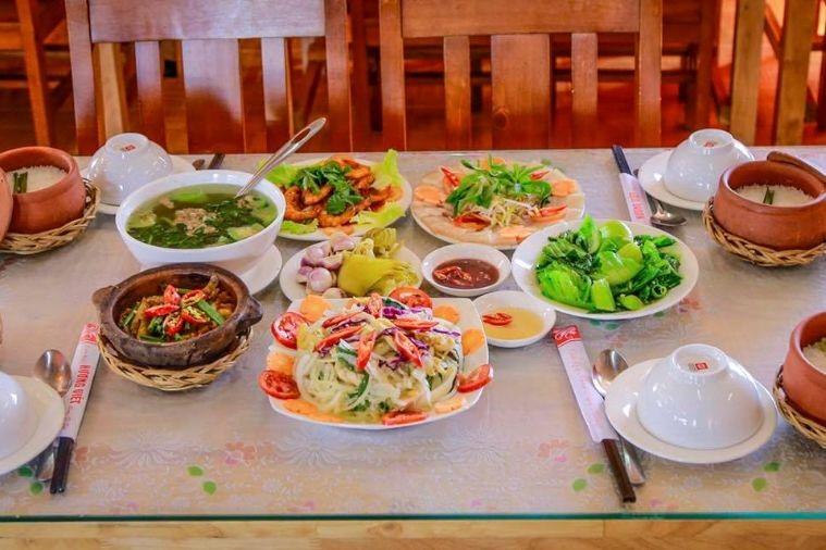 Cơm Niêu Hương Việt Cơm Niêu Hương Việt