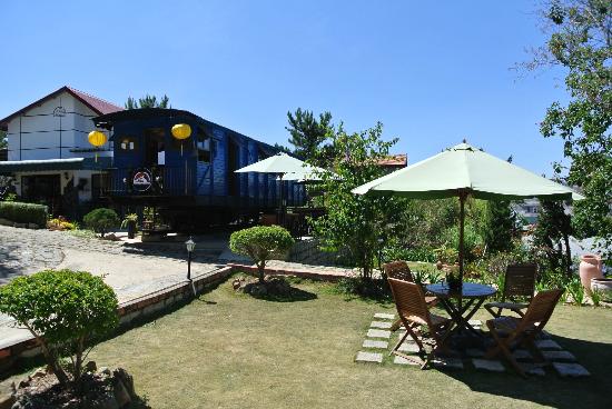 Dalat Train Villa