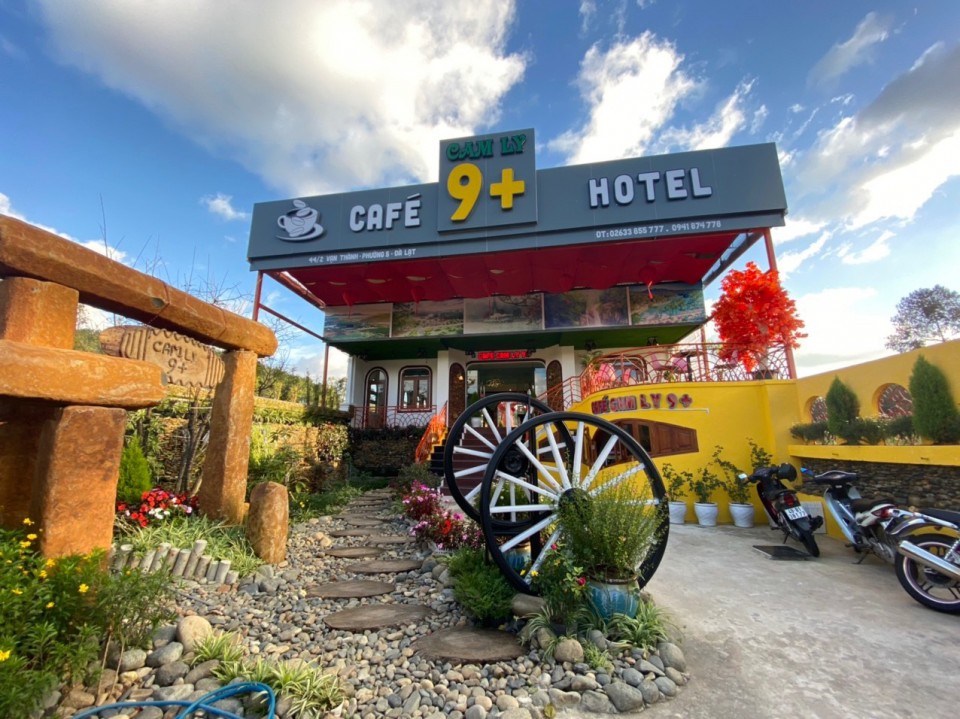 Quán cà phê homestay Cam 9+
