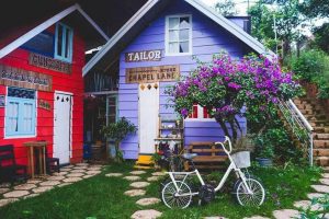 Không gian ngập tràn sắc màu tại Xóm homestay Đà Lạt