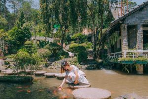 Quán cà phê sân vườn phảng phất chút ý niệm thời gian xưa – Rainy cafe