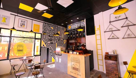 Quán cafe chiếc xe bus đặc biệt Quán cafe chiếc xe bus đặc biệt