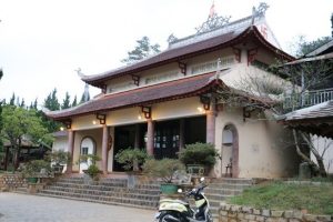 Tham quan Chùa Quan Âm