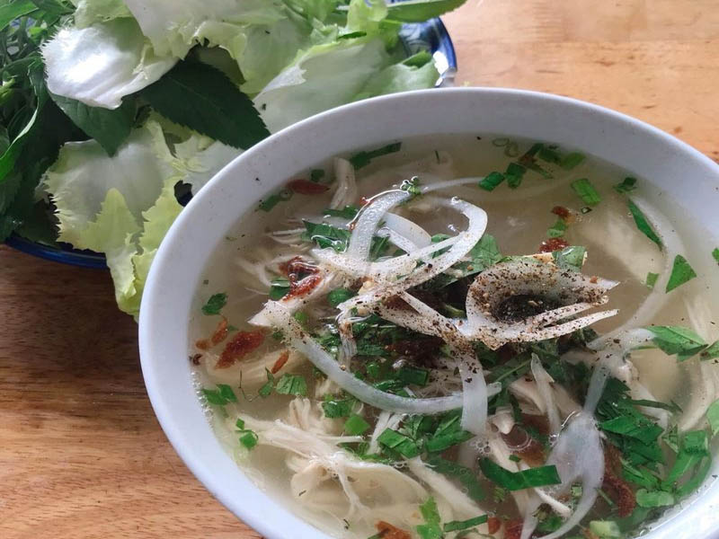 Miến gà quán Nga