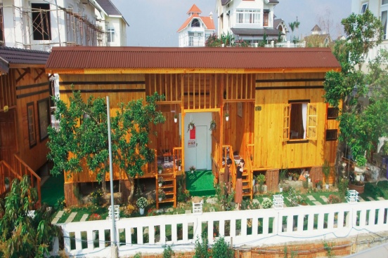 Danh Tiến Villa & Bungalow