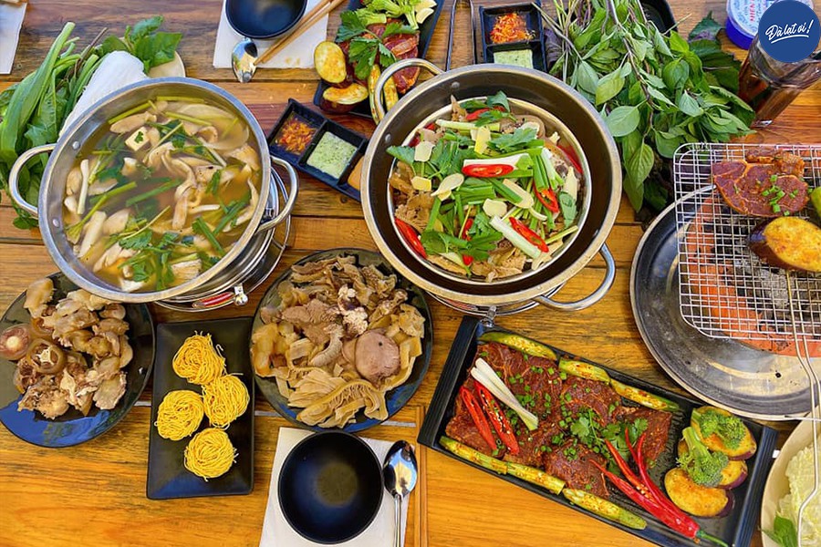 Quán lẩu bò tự chọn