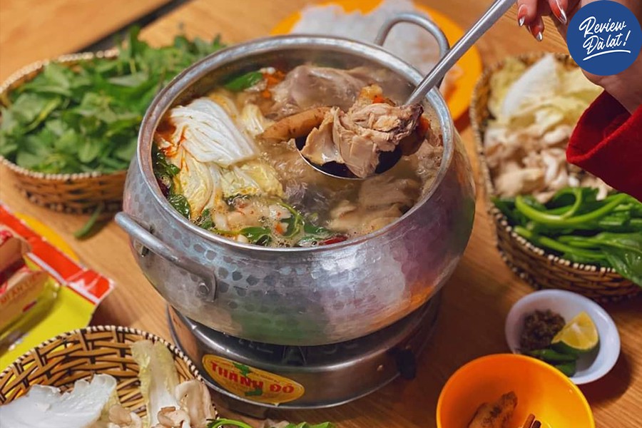 Lẩu gà hầm sâm Vivi Lữ Quán