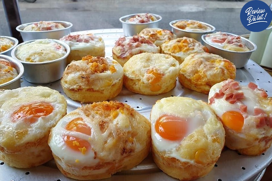 Bánh bông lan trứng muối siêu ngon