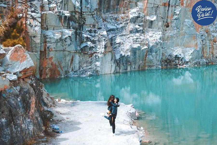 Background non nước hữu tình