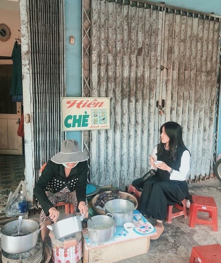 Quán chè trên đường ấp Ánh Sáng
