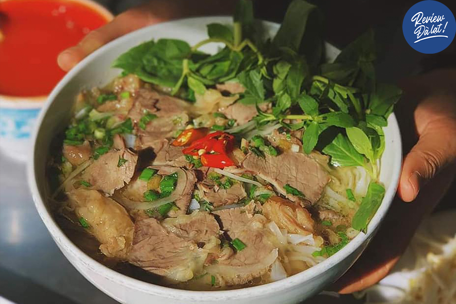 Phở Uyên