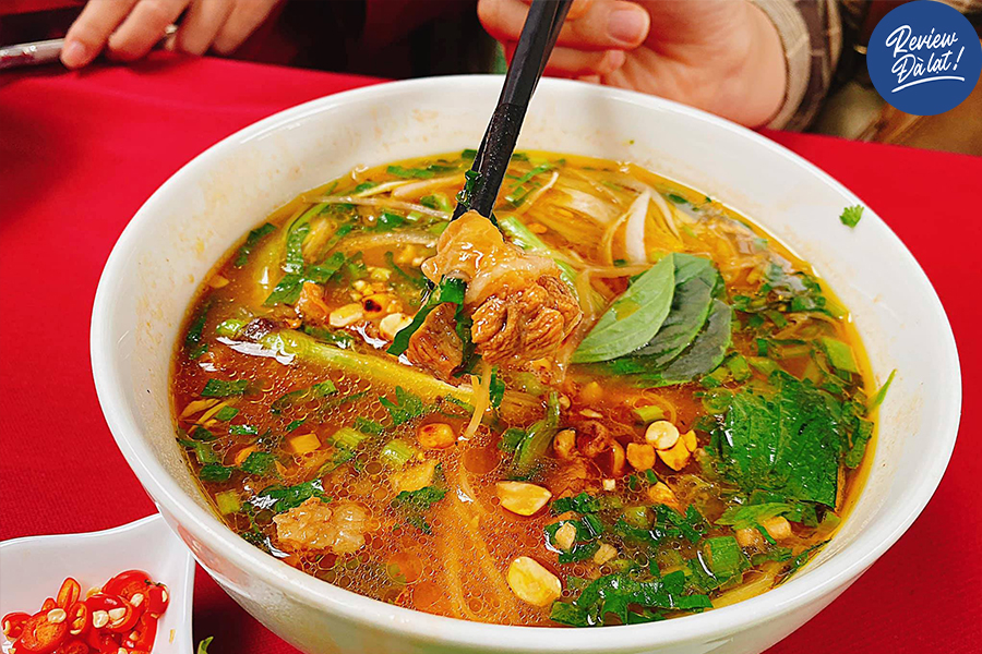 Phở Bò Sốt Vang