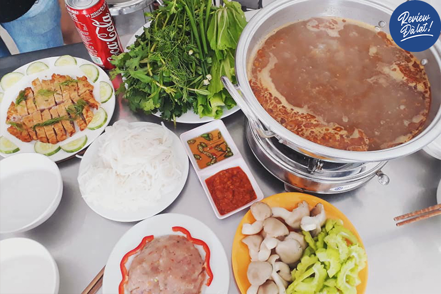 Lẩu chả cá thác lác Hồ Lắk
